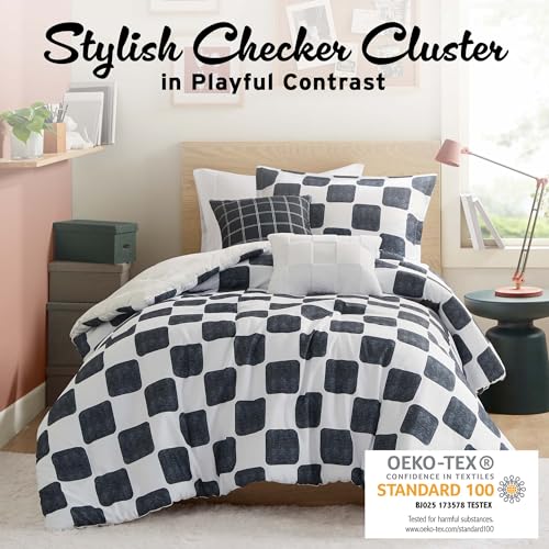 Intelligent Design Black/White Checkered Print Twin Comforter Set, 4pc | Girls Bedroom Bedding, Back to School, Lightweight, All-Season, Machine Washable, Easy Care, Cozy, Breathable, Soft, Fluffy - color: Black/White, size: T/TXL Comforter