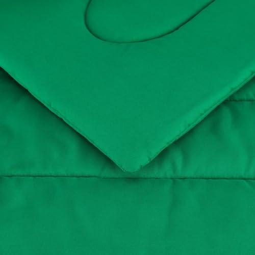 Amazon Basics 7-Piece Soft, All-Season Microfiber Kid's Bed-in-a-Bag Bedding Set with Comforter, Sheets, Pillow Shams and Pillowcases, Full/Queen, Solid Green - color: Green, size: Full/Queen