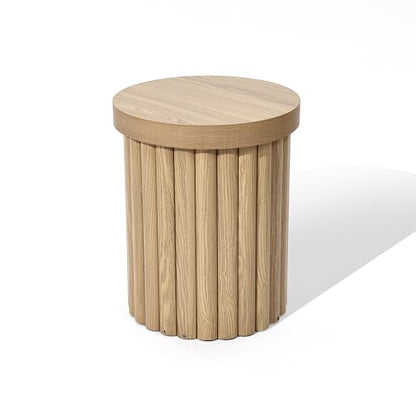 LuxenHome 19" Fluted Oak Round Side Table, Small End Tables Living Room | Mid Century Modern Small Side Tables for Small Space, Living Room Accent Table, Modern Wooden Night Table, Sofa Side Table - color: Oak