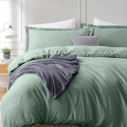 Hearth & Harbor 7 Piece Queen Duvet Cover & Bed Sheet Set, Sage Green | Soft Double Brushed Bedding Set, All Season, Easy Care, Includes Duvet Cover, Fitted Sheet, Flat Sheet, Pillowcases & Shams - color: 13 - Sage Green, size: Queen 7-Piece Set (no comfo