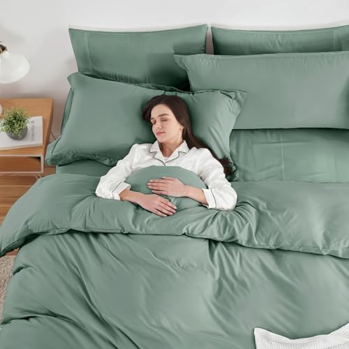Hearth & Harbor 7 Piece Queen Duvet Cover & Bed Sheet Set, Sage Green | Soft Double Brushed Bedding Set, All Season, Easy Care, Includes Duvet Cover, Fitted Sheet, Flat Sheet, Pillowcases & Shams - color: 13 - Sage Green, size: Queen 7-Piece Set (no comfo