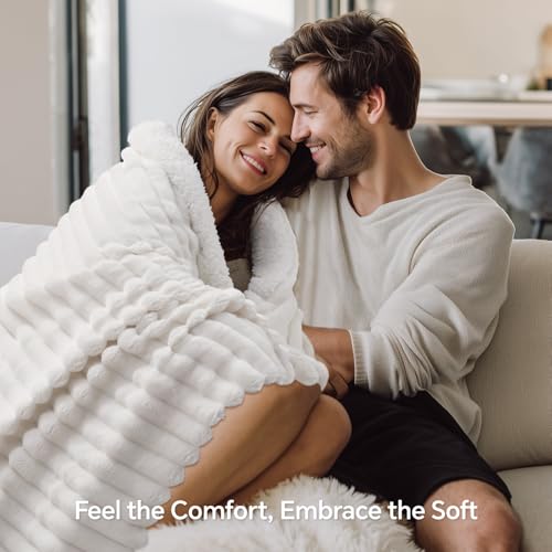 INFIIXSO Sherpa Throw Blanket for Couch - Super Soft & Warm Striped Fleece Blanket, Cozy Plush Fluffy Blanket All Season Use (Off White, 60x80 Inches) | Super Soft Thick Warm Striped Sherpa Blanket for Bed Sofa, Cozy Plush Fluffy Throw Gift for Women, Roo