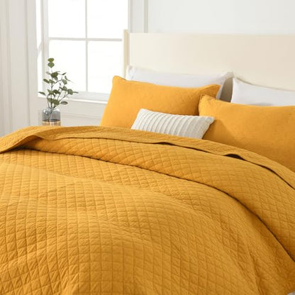 Wistown Cotton Queen Bedspread Quilt Bedding Set, Yellow | 3 Pieces Reversible Lightweight Soft Coverlets Comforters, All Seasons, Diamond Stitching Pattern - color: Yellow Diamond Pattern, size: Queen (90 by 98inch)