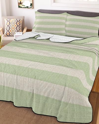 King Quilt Bedding Set, Sage Green Stripes Farmhouse Lightweight Coverlet Summer Comforter Set Soft Microfiber Bedspread, Retro Linen Texture 3 Piece Quilt Set with 2 Pillow Shams All Seasons Use - color: Green, size: 96x106in