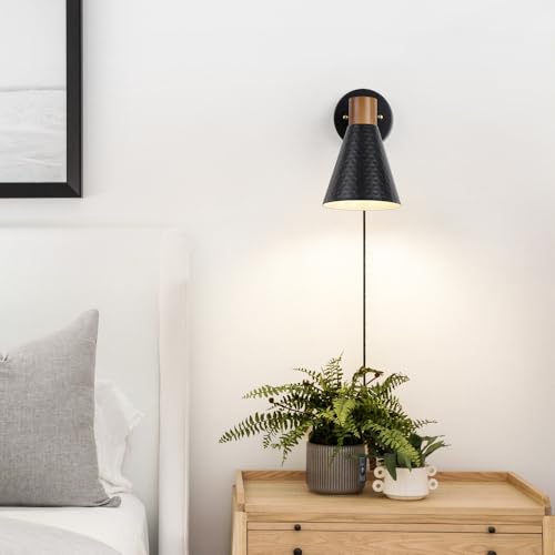 Black Plug in Wall Sconces Set of 2, Modern Bedroom Wall Light with on/off Cord, Wooden Plug Sconce with Hammered Metal Shade, Corded Wall Sconce Light for Decor Bedroom, Living Room, Hallway - color: Black