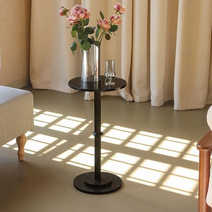 MaxSmeo Drink Table, Small Side Table for Small Spaces, Modern Round End Table with Fluted Wood Leg, Black - color: Black