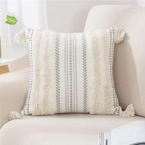 decorUhome Beige and Cream White Throw Pillow Cover 18x18 Pack of 1 | Decorative Boho Accent Pillow Cover Neutral Modern Farmhouse Tufted Textured Pillow Cover for Couch Bed Sofa - color: Beige and Cream White, size: 18" x 18" (Pack of 1)