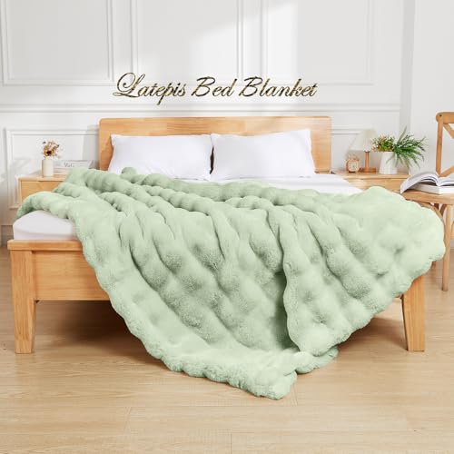 Latepis Soft Faux Fur Blanket Bubble Twin Size Comfy Blanket for Bed Fuzzy Cozy Thick Blankets for Couch Bedroom Furry Warm Blankets for All Seasons Luxury Bed Throw 60x80 Inch Sage Green, 860gsm - color: Sage Green, size: Twin-60''*80''