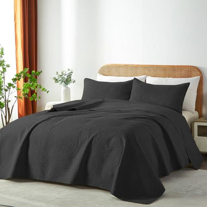 WURUIBO Twin Quilt Set Black,Ultrasonic Embossed Bedspread, Lightweight Microfiber Coverlet, Modern Thin Bedding Set for All Season, 2 Piece(1 Quilt,1 Pillow Shams) - color: Black, size: Twin(68"x88")