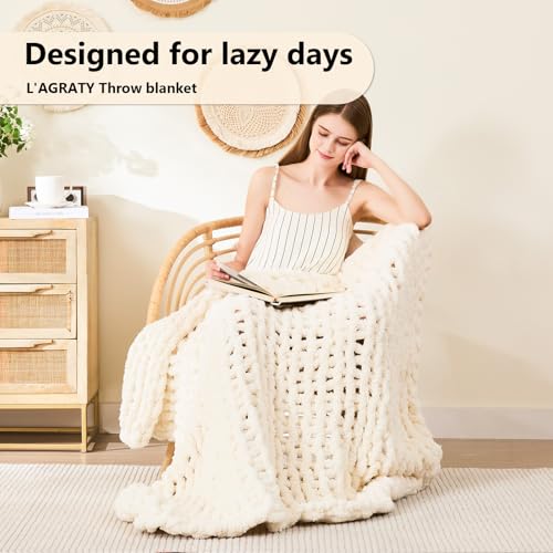 L'AGRATY Chunky Knit Throw Blanket for Couch, 40'' x 50'' Knit Throw, Ivory | Handmade Chenille Crochet Blanket for Sofa Bed, Thick Cable Knitted Blankets for Room Home Decor, Birthday Gift for Women Mom - color: Ivory, size: 40"x50"