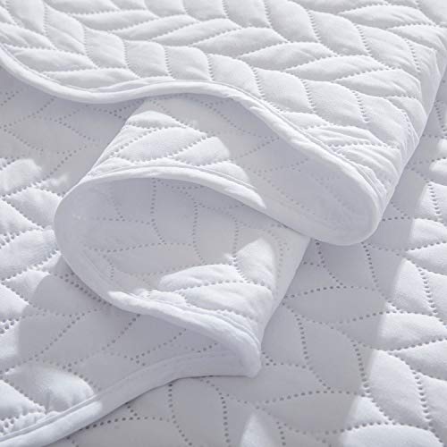 MOONLIGHT20015 Twin Quilt Set (66" x 86") with 1 Pillow Sham (20" x 26"+2") for All Season - 2 Pcs Reversible Bedding Set Lightweight Microfiber Coverlet Embossed Pattern Quilted Bedspread (White) - color: White, size: Twin