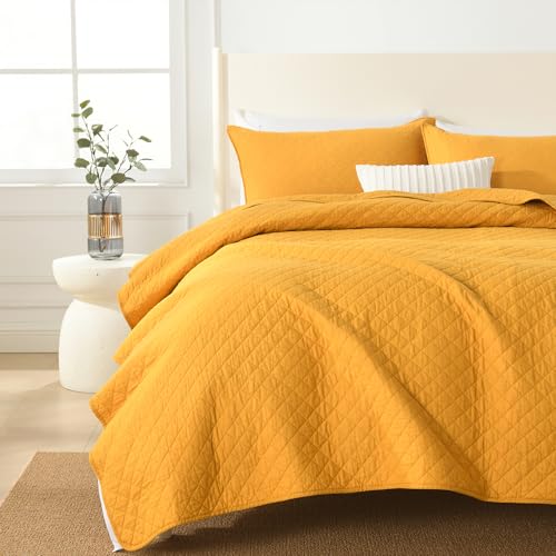 Wistown Cotton King Bedspread Quilt Bedding Set, Yellow | 3 Pieces Reversible Lightweight Soft Coverlets Comforters, All Seasons, Diamond Stitching Pattern - color: Yellow Diamond Pattern, size: King (98 by108inch)
