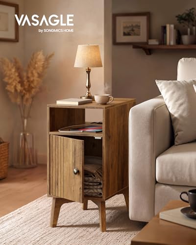 VASAGLE MAEZO Collection - End Table with Charging Station, Narrow Side Table, Nightstand with Tapered Legs, Curved Transitions, for Small Spaces, Bedroom, Honey Brown ULET329K101S - color: Honey Brown