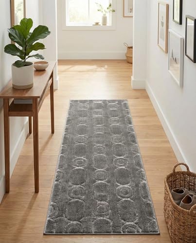 Rugs.com Vogue Geo Collection Rug – 6 Ft Runner Gray Medium-Pile Rug Perfect for Hallways, Entryways - color: Gray and Silver, size: 2' x 6' Runner