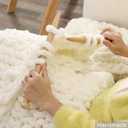 WESHIONGOO Chunky Knit Throw Blanket 51"×63" Cream White | Knitted Throw blankets for Couch Bed Fluffy Soft Blanket With Jumbo Chenille Yarn Thick 100% Handmade - color: Cream White, size: 51"x63"(Large Size Throw)