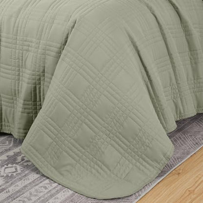 Chezmoi Collection Kingston King Size Bedspread Set, 3-Piece Sage Green Oversized Quilted Microfiber Lightweight Bedspread Coverlet (118"x106") for All Seasons - color: Sage, size: King