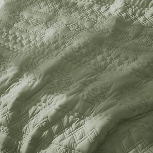 WDCOZY Boho Sage Green Twin Quilt Size Bedding Sets with 1 Pillow Sham, Farmhouse Lightweight Soft Bedspread Coverlet for All Season, 2 Pieces, 68x90 inches - color: Boho-green, size: Twin