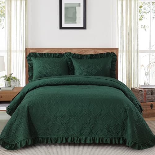 DJY King Quilt Set Emerald Green, 3 Pieces Ruffled Bedspreads Quilt | Lightweight Soft Bedding Coverlet for All Seasons, 110''x90'' (Includes 1 Quilt, 2 Pillow Shams) - color: Emerald, size: King