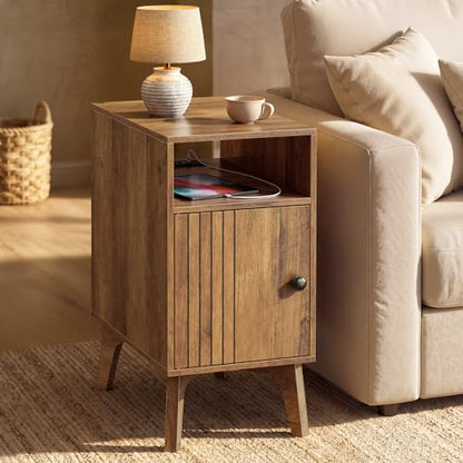 VASAGLE MAEZO Collection - End Table with Charging Station, Narrow Side Table, Nightstand with Tapered Legs, Curved Transitions, for Small Spaces, Bedroom, Honey Brown ULET329K101S - color: Honey Brown