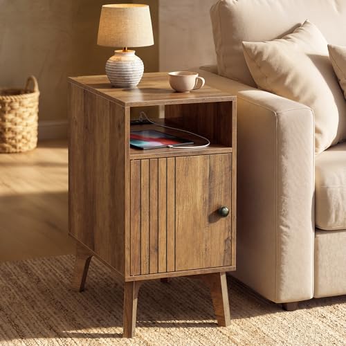 VASAGLE MAEZO Collection - End Table with Charging Station, Narrow Side Table, Nightstand with Tapered Legs, Curved Transitions, for Small Spaces, Bedroom, Honey Brown ULET329K101S - color: Honey Brown