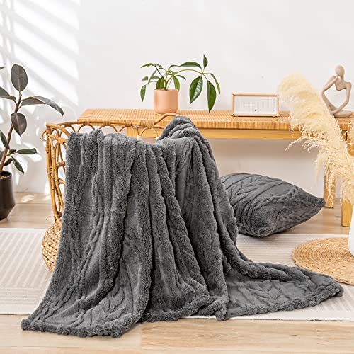 YUSOKI Sherpa Fleece Twin XL Size Blanket, Grey, 65"x90" | 3D Stylish Design,320GSM, Non-Shedding, Lightweight for All Season Use, stays fluffy after repeated washes, Perfect Gifts - color: Grey-(without Pillows), size: Twin XL (65" x 90")