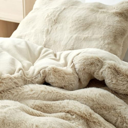 Snowball Giant Oversized King Comforter Set - French Oak - size: King