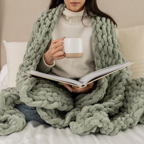SAMIAH LUXE Chunky Knit Throw Blanket 50x60, Sage Green Chenille Throw Blanket for Couch Bed Sofa, Soft Fluffy Cable Knit Blanket, Oeko-TEX Certified, Machine Washable - color: Sage, size: 50x60in