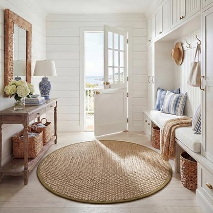 SAFAVIEH Area Rug 6' Round - Natural Fiber Collection - Natural & Olive Green, Seagrass, Basketweave Pattern with Border (NF114G) - color: Natural/Olive, size: 6' (Round)