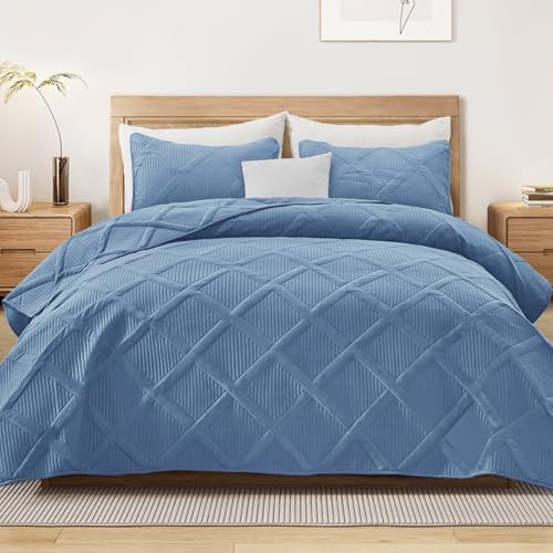 Exclusivo Mezcla Twin Size Quilt Set, Grayish Blue | Soft Bedspreads with 1 Pillow Sham, Modern Striped Pattern, Lightweight Bedding Set Coverlets for All Seasons, 68x88 Inch - color: Grayish Blue, size: Twin (68"x88")