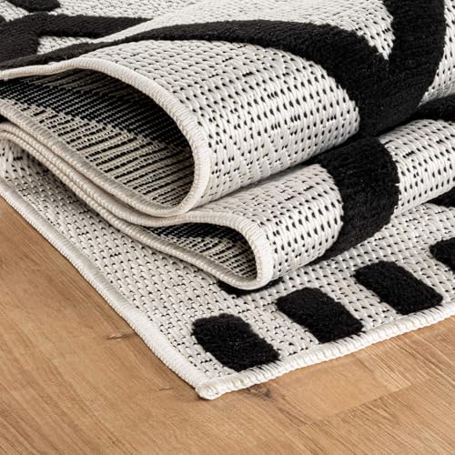Modern Rug 4x6 Luxury Diamond Pattern Micro Loop Area Rugs Soft High-Low Pile Stain Resistant Easy to Clean Non-Shedding Durable Living Room Kitchen Indoor Carpet (Black/White) - color: Bold / Black, size: 4' x 6' (Rectangular)