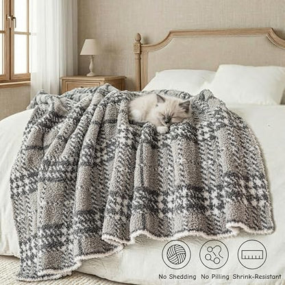 Fuzzy Knit Checkered Throw Blanket 50"x60" Fleece Blanket Grey | Breathable Use for All Seasons, 550GSM Soft Cozy Skin Friendly Touch for Couch Bed Office Chair Wrapping, Machine Washable