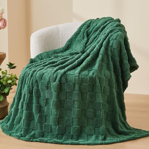 NEWCOSPLAY 3D Checkered Flannel Throw Blanket, Dark Green, 50"x70" | Super Soft Cute Lightweight Decorative Premium Silky Fleece Blanket for Couch Sofa Bed, Gift for Women Men, All Season Use - color: Dark Green Checkered, size: Throw(50"x70")