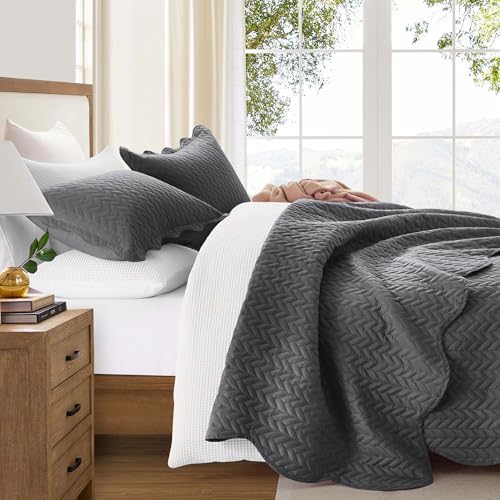 MOONLIGHT20015 Quilt Queen Size (90" x 96") with 2 Pillow Shams (20" x 26"+2") for All Season - 3 Pcs Lightweight Bedding Set Reversible Coverlet Embossed Quilted Bedspread (Charcoal/Dark Grey) - color: Charcoal/Dark Grey, size: Full/Queen