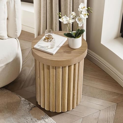 LuxenHome 19" Fluted Oak Round Side Table, Small End Tables Living Room | Mid Century Modern Small Side Tables for Small Space, Living Room Accent Table, Modern Wooden Night Table, Sofa Side Table - color: Oak
