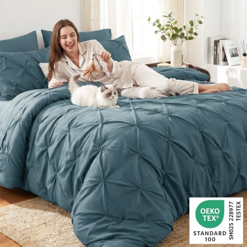 Twin Comforter Set Mineral Blue, 5 Pieces Pintuck Bed in a Bag | College Dorm Essentials, OEKO-TEX 100 Certified, 240GSM All Season, Down-Alternative Comforter, Sheets, Pillowcase & Sham - color: Mineral Blue, size: Twin