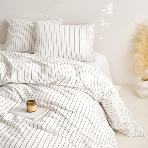 Wake In Cloud - Striped Cotton Duvet Cover Set, Ticking Stripe Vertical Pinstripe Farmhouse, 100% Washed Cotton Textured Bedding Set, 3 Pieces, White, Full Size - color: White, size: Full