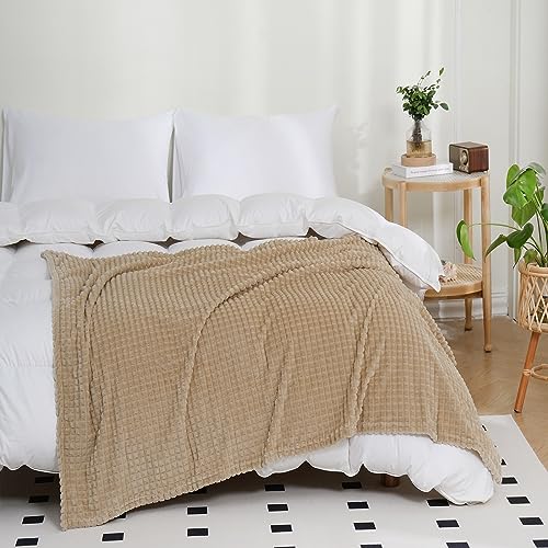 Puncuntex Fleece Throw Blanket Khaki 50"×70" with Square Grid Design | Super Soft Plush Cozy Flannel Throw Blanket Luxury for Couch Sofa Chair - color: Khaki, size: 50"×70"