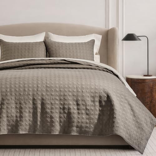 EVERGRACEHOME Cotton Sateen Windowpane Quilt Set King Size, Mocha Brown | 100% Cotton, Pre-Washed Soft Coverlet Bedspread, 3-Piece Lightweight Bedding Set for All Season, with 2 Pillow Shams - color: Mocha Brown - Windowpane, size: King (110" X 92")