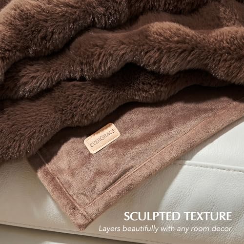 Faux Rabbit Fur Bubble Throw Blanket, 60"x80", Chestnut | Ultra Soft, Luxury Faux Rabbit Fur Throw, Thick Warm Bubble Blanket, Cozy Fluffy Reversible, for Bed, Couch, Chair, Sofa - color: Chestnut, size: 60"x80"