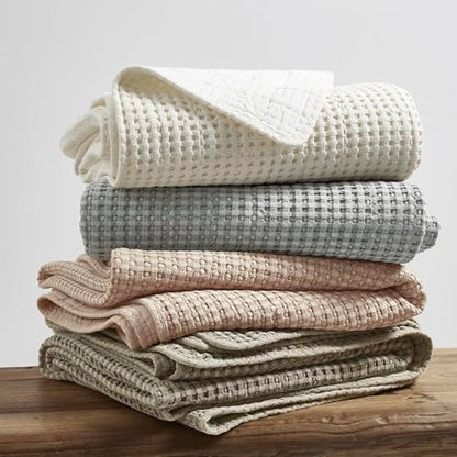 Levtex Home Mills Waffle King/Cal King Quilt Set (106x92in) with 2 Pillow Shams (36x20in) - Blush - Cotton Waffle King Size Quilt Bedding Set - Lightweight, Soft, Pre-Washed - color: Blush, size: King Quilt