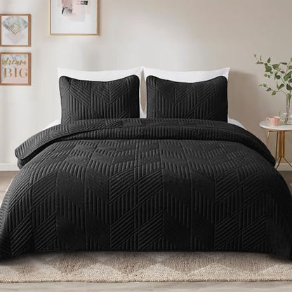 Exclusivo Mezcla California King Quilt Bedding Set, Black | Lightweight Bedspreads, Soft Microfiber, Modern Geometric Coverlet, All Season Bed Cover, 1 Quilt and 2 Pillow Shams - color: Black, size: Cal King (112''x104'')