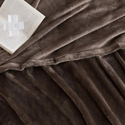 Hansleep Throw XL Brown Fleece Blanket, Soft Flannel Bed Blanket | Fuzzy Cozy Blanket 50x70 Inches, Multi-use for Bed, Sofa, Couch, Travel, Camping, All Season Warm Lightweight Cover - color: Brown, size: Throw XL (50x70 Inches)