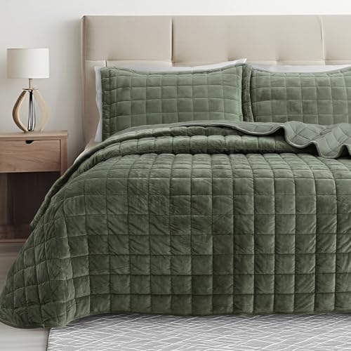 Velvet Quilt Super King Size, Luxury Soft Bedding Set, Lightweight Cozy 3-Piece Warm Quilted Velvet Coverlet Bedspread Sets with 2 Pillow Shams for All Season, Green - color: Green, size: Super King(128"x120")