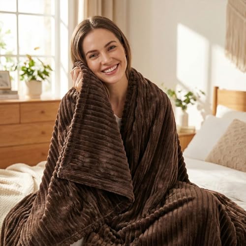 Vessia Flannel Fleece Throw Blanket(50X70 Inch), 300GSM Cozy Brown Stripe Throw for Couch, Sofa and Bed, Warm and Soft Chocolate Microfiber Ribbed Blanket for All Season - color: Brown, size: 50x70 inch