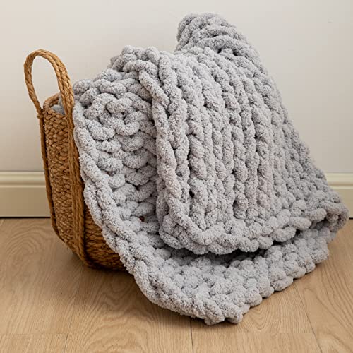 WESHIONGOO Chunky Knit Blanket Throw for Couch 40"×40" Light Grey | 100% Handmade Knitted Throw blankets Fluffy Soft Blanket With Jumbo Chenille Yarn Thick - color: Light Grey, size: 40"x40"(Small Size Throw)