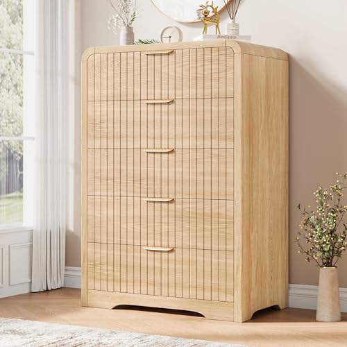 Jocoevol Fluted 5 Drawer Dresser, 43" Tall Dresser Chest of Drawers Curved Profile Design, Wood Mid Century Vertical Dresser Natural Texture for Bedroom, Natural Oak Dresser