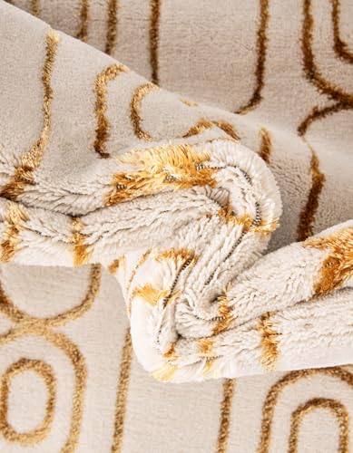Rugs.com Vogue Geo Collection Rug – 2x3 White Medium-Pile Rug Perfect for Entryways, Kitchens, Breakfast Nooks, Accent Pieces - color: White and Gold, size: 2' x 3' Rectangular