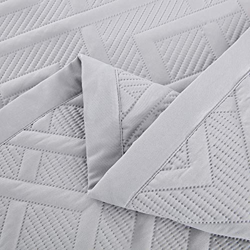 CHIXIN Quilt Twin Size - Geometric Pattern Bedspread Coverlet Set - Modern & Contemporary Style Bedding Cover, Ultrasonic Quilting, Reversible, Lightweight, 4 Piece, Light Grey - color: 1- Grey, size: Twin(68"x90")