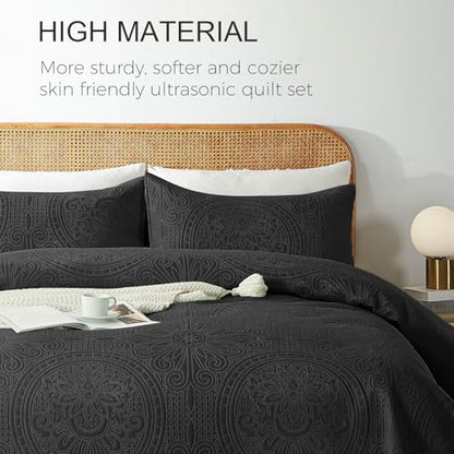WURUIBO Twin Quilt Set Black,Ultrasonic Embossed Bedspread, Lightweight Microfiber Coverlet, Modern Thin Bedding Set for All Season, 2 Piece(1 Quilt,1 Pillow Shams) - color: Black, size: Twin(68"x88")