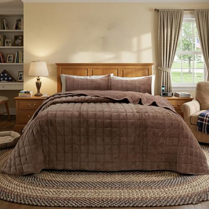 Velvet Quilt Super King Size, Luxury Soft Bedding Set, Lightweight Cozy Warm Quilted 3-Piece Velvet Coverlet Bedspread Sets with 2 Pillow Shams for All Season, Brown - color: Brown, size: Super King(128"x120")